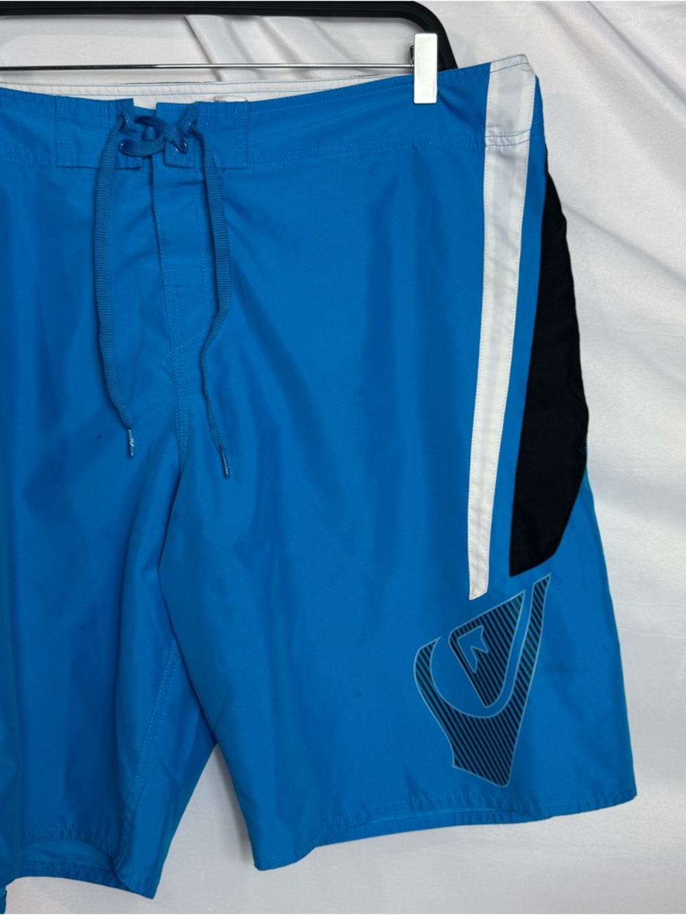 Vtg Quiksilver Y2K Mens 40 Blue/Black Board Shorts Swim Surf Beach Logo